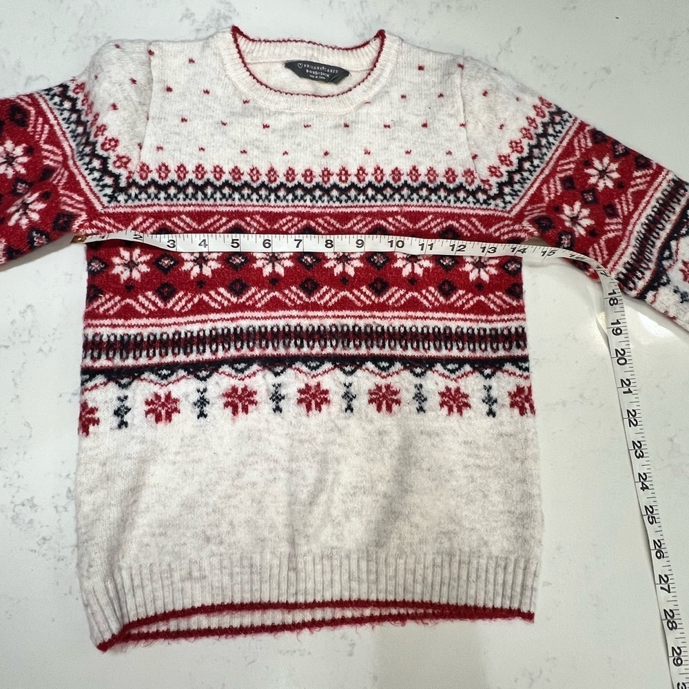 Primark Men's Festive Red and White Crewneck Sweater - Picture 6 of 8